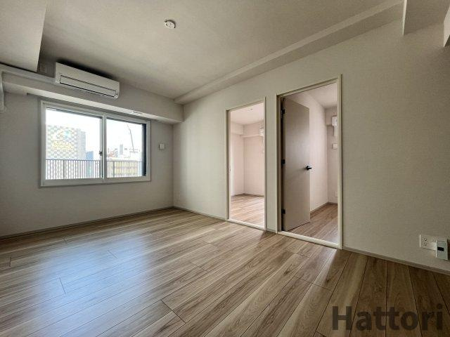 大阪市浪速区浪速東２丁目の賃貸マンションの居間・リビング