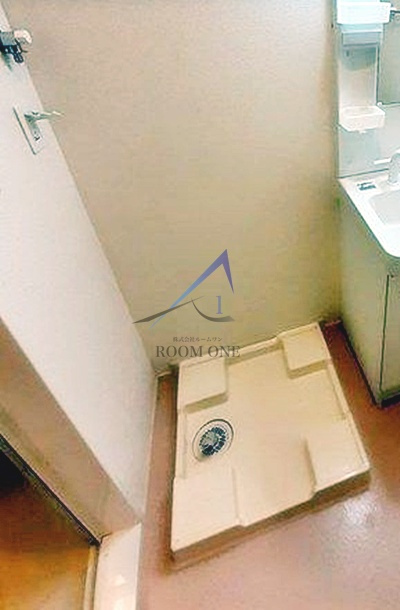 フィオーレの設備|洗濯機置き場です。