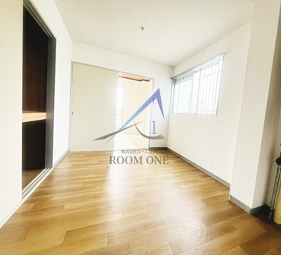 ドエル・サツミの居間・リビング|洋室のお部屋です。