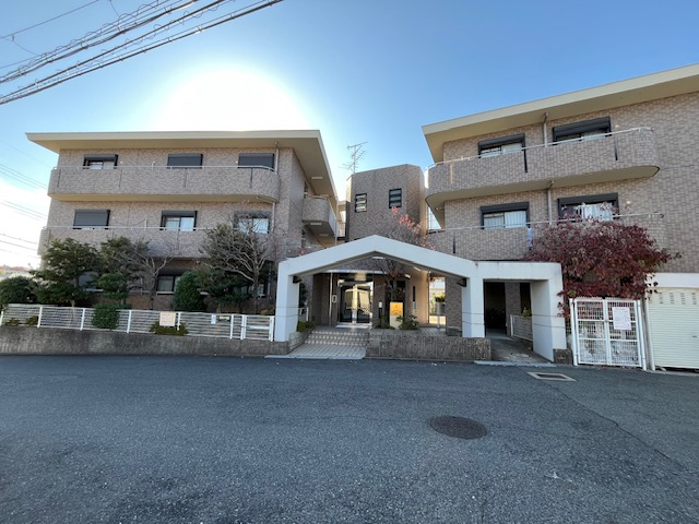 レジデンス赤阪の外観