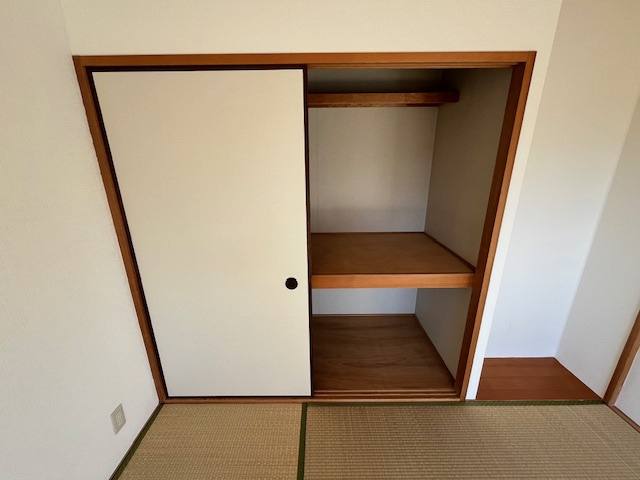レジデンス赤阪の収納