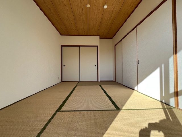 レジデンス赤阪の和室