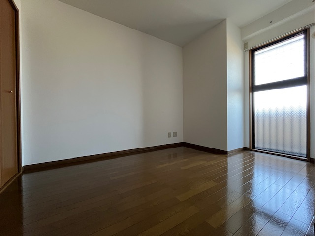 レジデンス赤阪の居間・リビング