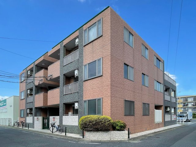 オーパス西新の外観