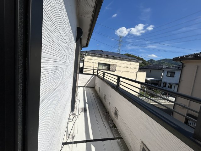 中古住宅　粟野東1丁目のバルコニー