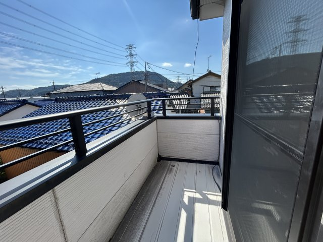 中古住宅　粟野東1丁目のバルコニー