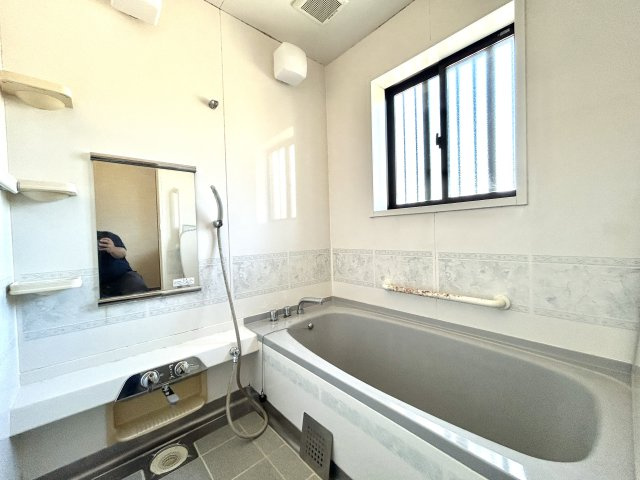 中古住宅　粟野東1丁目の浴室