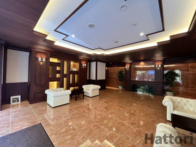 ORSUS新大阪（旧プレジオ新大阪ROUGE）のロビー