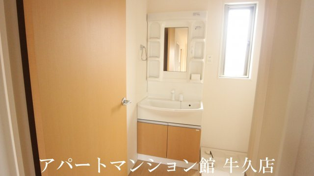 DOMANIの独立洗面台|洗髪洗面化粧台