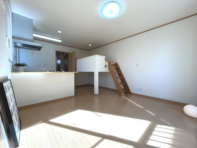 ソーグラスの居間・リビング|安心感のある広さです