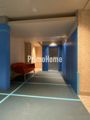 ライオンズ千代田岩本町ミレスKDAのロビー