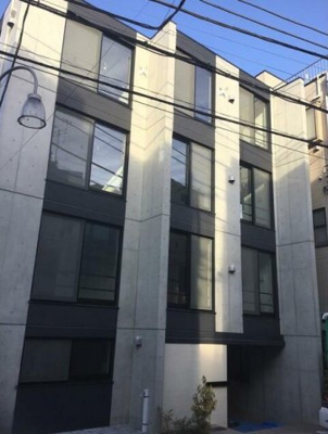 【外観】 | GREEN　COURT中野 | 鉄筋コンクリート造のがっちりとした建物。