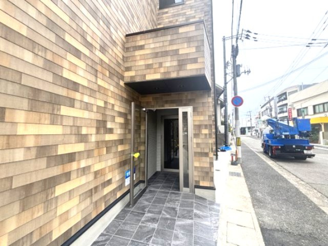 BASE青木のエントランス