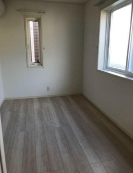 【寝室】 | ウエストハイム | きれいなフローリング。