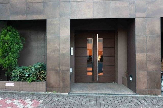 レキシントン・スクエア曙橋のエントランス