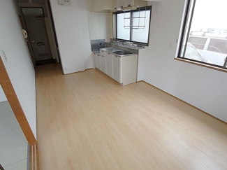 【居間・リビング】 | 解放感がありゆったりと寛げます