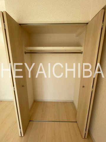 シュールフローレの収納