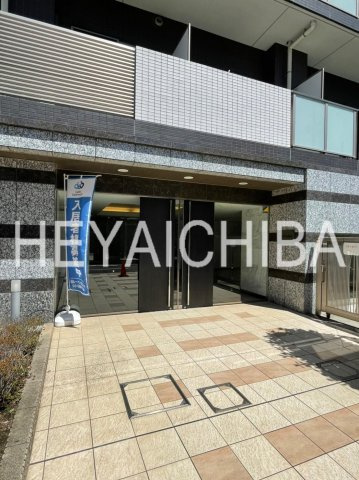 シュールフローレのエントランス