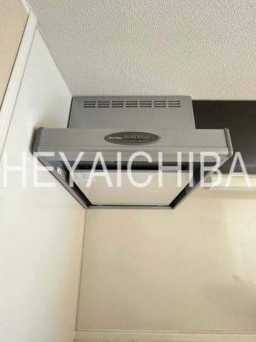 シュールフローレのキッチン|換気扇