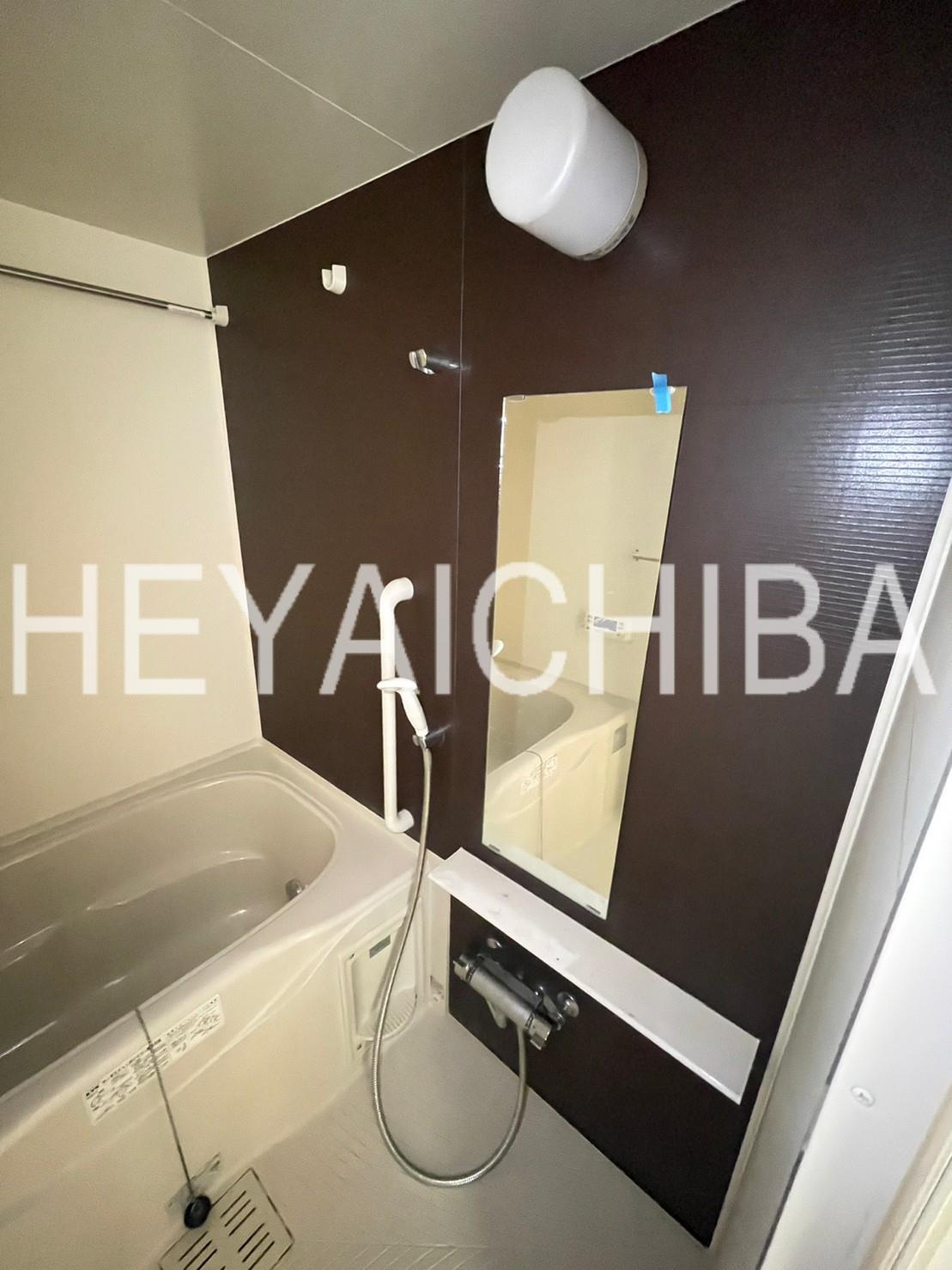 シュールフローレの浴室