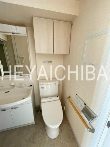 シュールフローレのトイレ