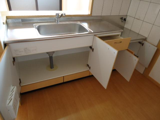 ベル・グラースのキッチン|キッチン収納