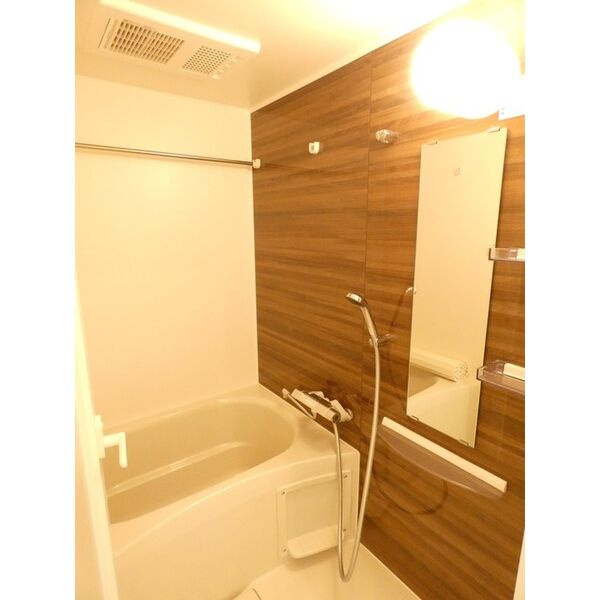 AVANTI　aratamabashi　名古屋市賃貸　仲介手数料無料の浴室