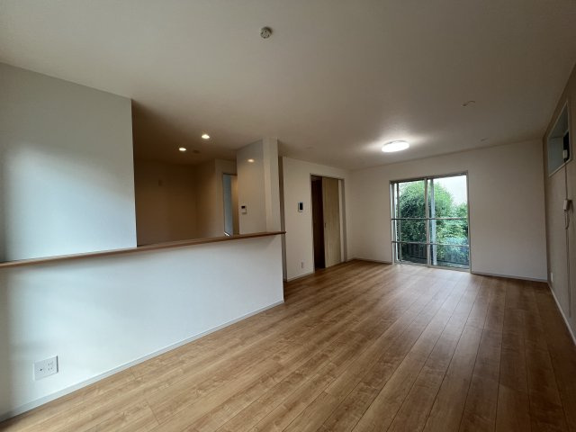 制震ダンパーに浴室TVあります！【厚木市妻田東3丁目】新築戸建