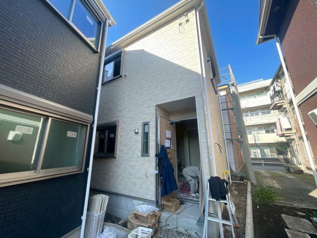 横浜市磯子区久木町 新築戸建て【仲介手数料無料】の外観