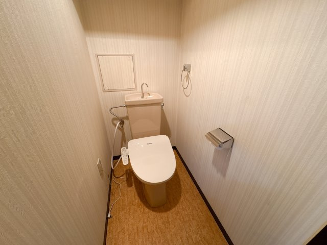 ネオハイツ富雄のトイレ