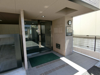 【エントランス】