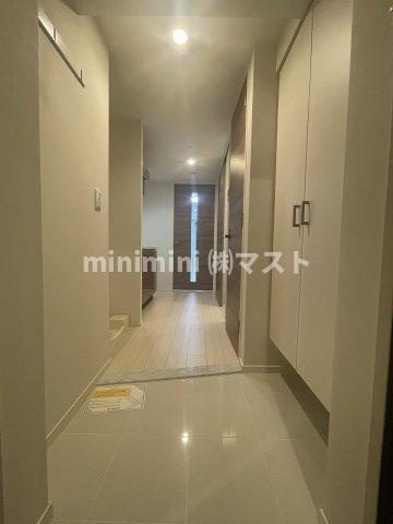 大阪市西区立売堀４丁目の賃貸マンションの玄関