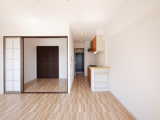 アーバンフラッツ西中島の居間・リビング