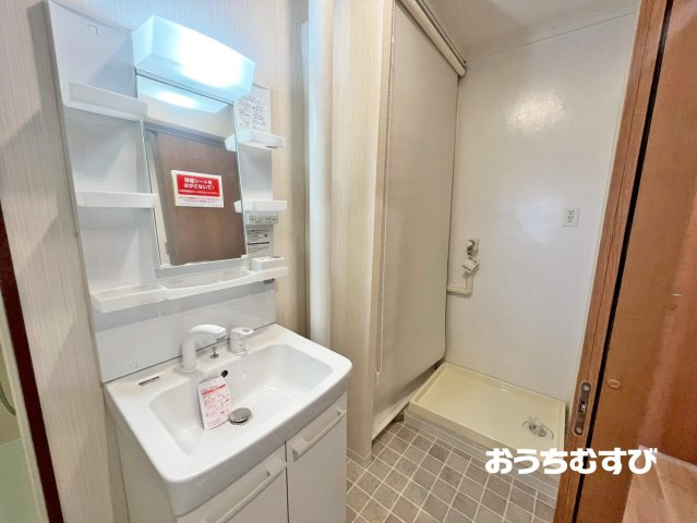 守山区森孝西住宅1号棟 8階の独立洗面台