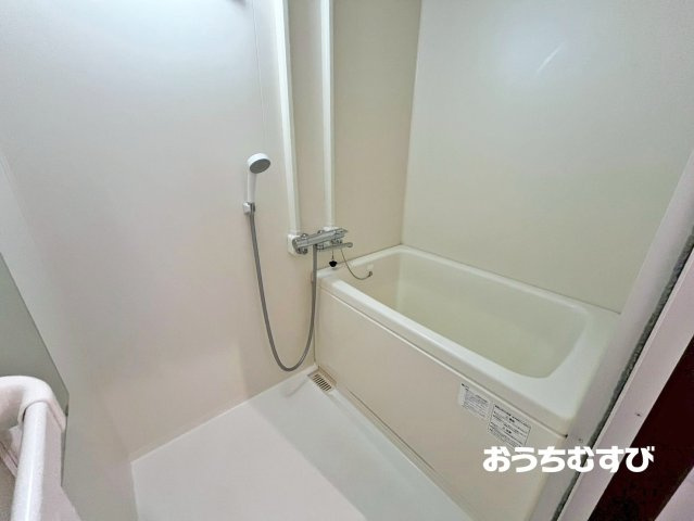 守山区森孝西住宅1号棟 8階の浴室