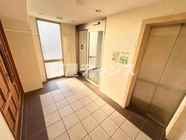 S-FORT神宮南のロビー