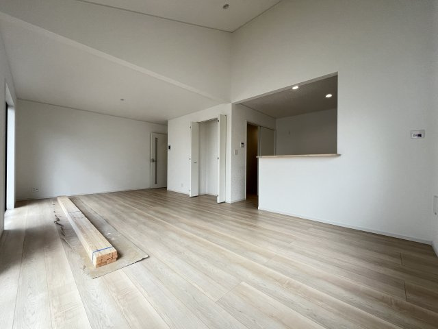 【居間・リビング】 | 上里町嘉美第4   クレイドルガーデン　新築戸建　全8棟　5号棟