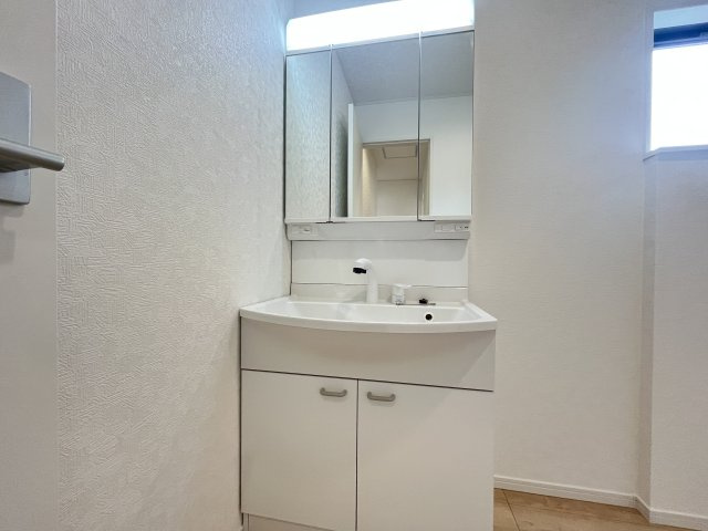 【独立洗面台】 | 上里町嘉美第4   クレイドルガーデン　新築戸建　全8棟　5号棟