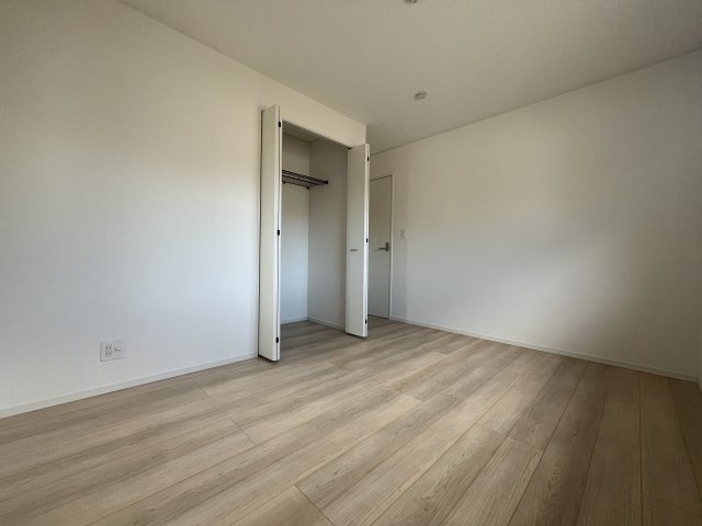 【洋室】 | 上里町嘉美第4   クレイドルガーデン　新築戸建　全8棟　5号棟