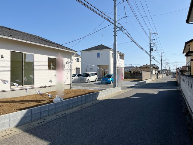 【前面道路含む現地写真】 | 上里町嘉美第4   クレイドルガーデン　新築戸建　全8棟　6号棟