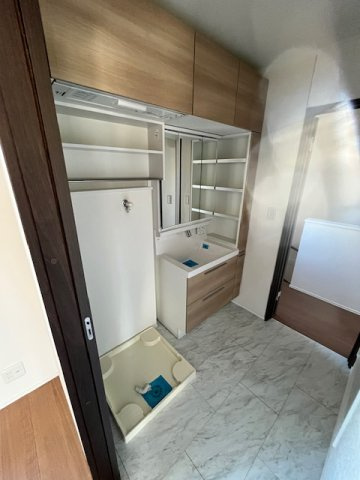 ガラージュ・ド・ルクスみゆきの洗面所