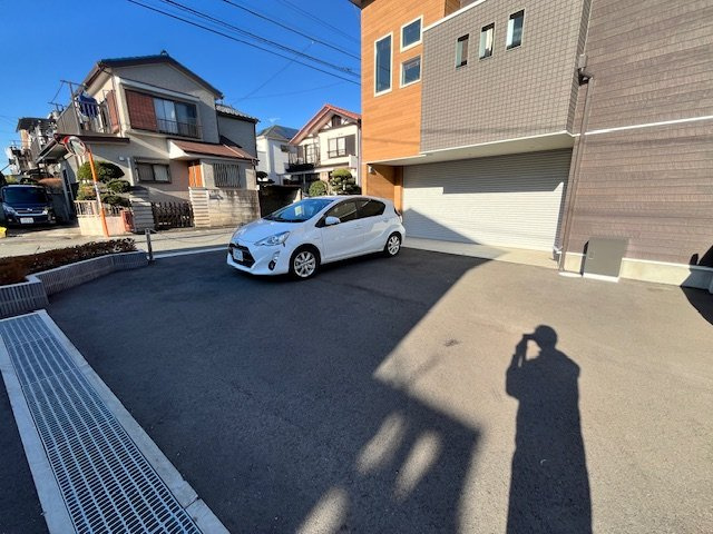 ガラージュ・ド・ルクスみゆきのエントランス