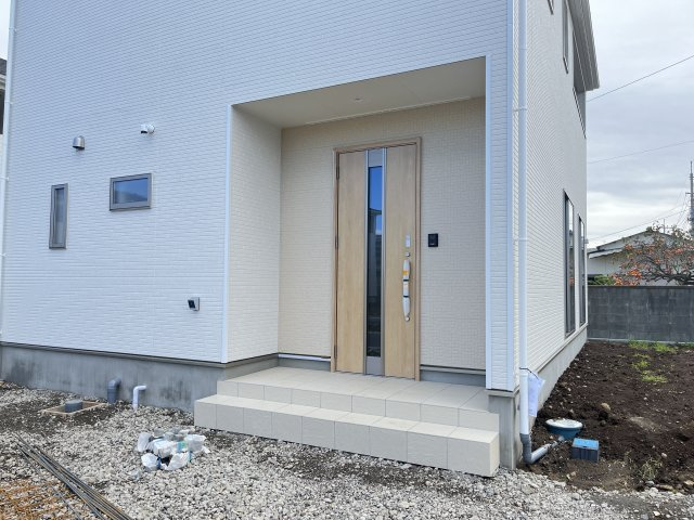 【玄関】 | 上里町嘉美第4   クレイドルガーデン　新築戸建　全8棟　8号棟