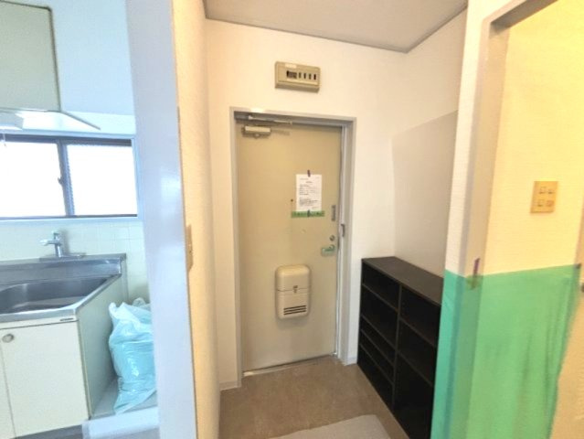 メープル御影中町の玄関