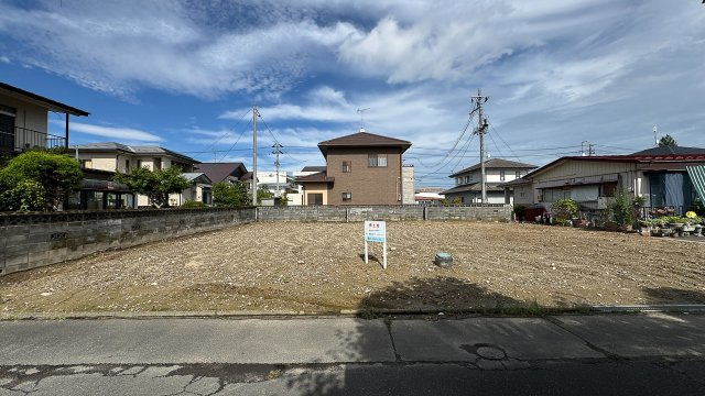 大崎市古川二ノ構の前面道路含む現地写真