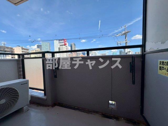 BASIC 2000のバルコニー