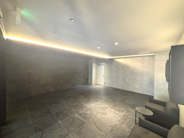 ファーストフィオーレ東灘のロビー