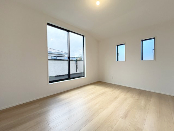 『八王子市新築戸建て』八王子市元八王子町2-839【仲介手数料無料】の洋室|～仲介手数料無料☆八王子ひなた不動産～　八王子市元八王子町　新築戸建て