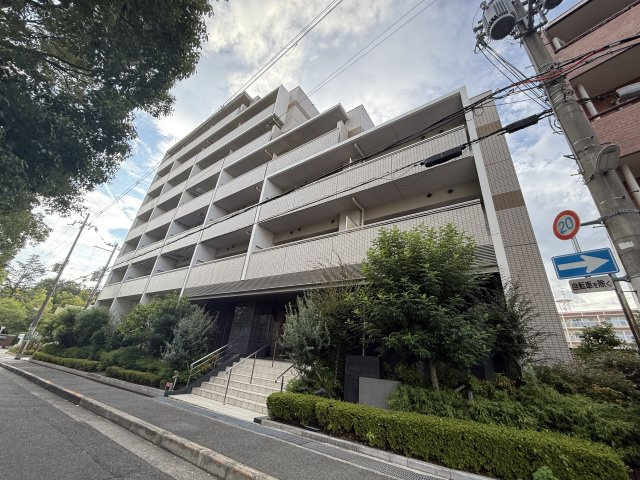 豊中市寺内１丁目の賃貸マンションの外観