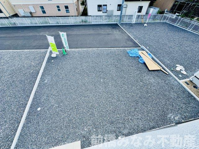 前橋市下細井町第10　４号棟(全５棟)　クレイドルガーデン　新築建売分譲の駐車場|駐車場があるので、車を買う予定の方も安心です